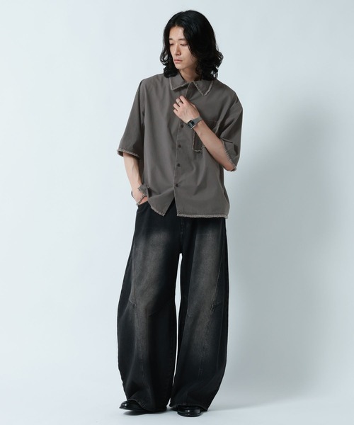 RAGEBLUE（レイジブルー）の「CUT OFF DESIGN SHORT SHIRTS/裾ダメージ加工ショート丈シャツ（シャツ/ブラウス・メンズ・グレー/ブラック・MEDIUM/LARGE）」の6枚目の写真