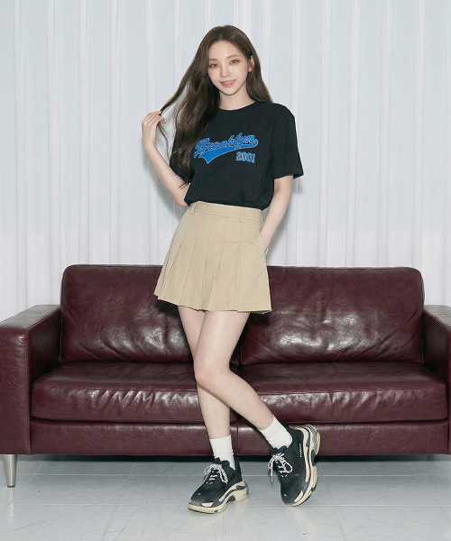 CRISCELO(クリスチェロ)の「(共用) ブルックリンTシャツ - (ブラック20番手オーバーサイズ)(Tシャツ/カットソー・レディース・その他・MEDIUM/LARGE)」の4枚目の写真