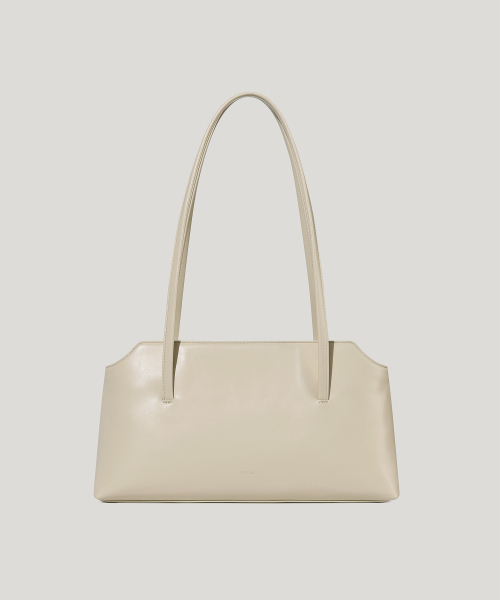 OVHEE（オヴェイ）の「ルアショルダーバッグ Rua Shoulder Bag（ショルダーバッグ・レディース・ブラック/ベージュ系・FREE）」の5枚目の写真