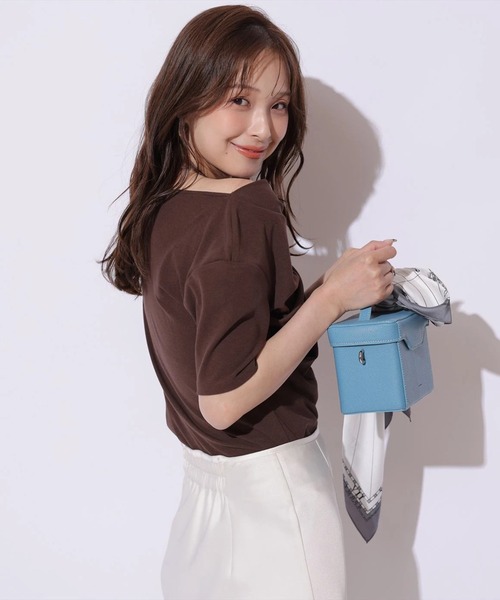 Mystrada(マイストラーダ)の「ドレープカットソー(Tシャツ/カットソー・レディース・ブラック/ブラウン/ホワイト・38)」の19枚目の写真
