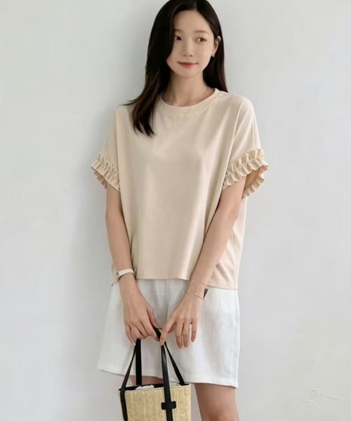 2ly2(トゥーリートゥー)の「袖フリル フレンチスリーブ Tシャツ カットソー(Tシャツ/カットソー・レディース・ホワイト/グレー/ベージュ/ブラック・FREE)」の7枚目の写真