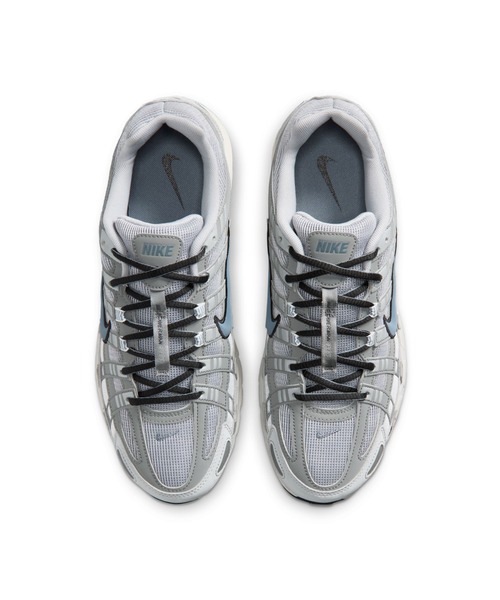 NIKE（ナイキ）の「NIKE/ナイキ P-6000（スニーカー・メンズ・グレー×サックスブルー・28cm/27.5cm/27cm/26.5cm/26cm）」の4枚目の写真