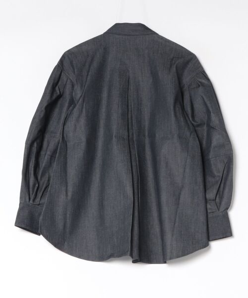 Marilyn Moon(マリリンムーン)の「denim tuck frill modern volume shirt(シャツ/ブラウス・レディース・ライトブルー/インディゴブルー・FREE)」の19枚目の写真