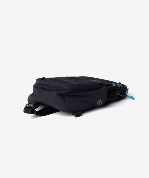 pacsafe（パックセーフ）の「【Pacsafe / パックセーフ】Pacsafe ECO 12L Sling Backpack / エコ スリング バックパック ワンショルダー 防犯機能 サステナブル（バックパック/リュック・メンズ・ブラック・FREE）」の13枚目の写真