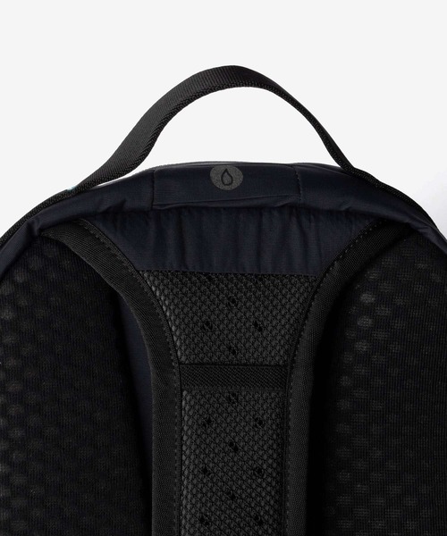pacsafe（パックセーフ）の「【Pacsafe / パックセーフ】Pacsafe ECO 12L Sling Backpack / エコ スリング バックパック ワンショルダー 防犯機能 サステナブル（バックパック/リュック・メンズ・ブラック・FREE）」の16枚目の写真