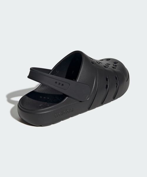 adidas(アディダス)の「アディレッタ クロッグ 2.0 / Adilette Clog 2.0 / アディダス adidas(サンダル・メンズ・ブラック・25.5cm/26.5cm/27.5cm/28.5cm/22.5cm/23.5cm/24.5cm)」の5枚目の写真