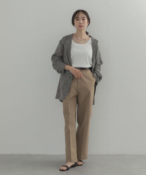 URBAN RESEARCH DOORS(アーバンリサーチドアーズ)の「2WAYスカラップバインダータンク(タンクトップ・レディース・ブラック/ライトカーキ/オフホワイト・FREE)」の6枚目の写真