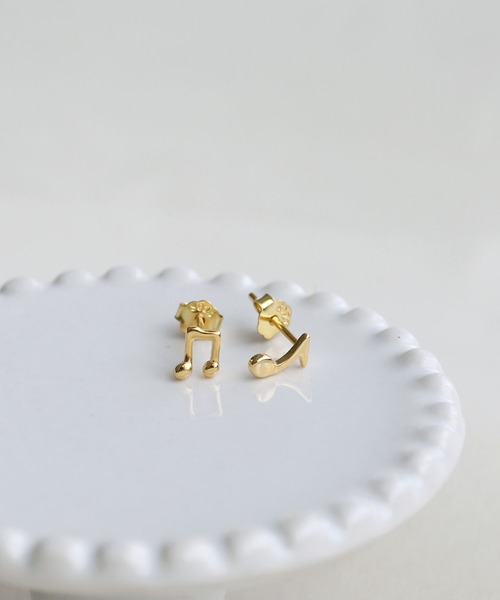 colleca la（コレカラ）の「[silver925]ミニ音符モチーフ スタッドピアス〈金属アレルギー対応〉（ピアス（両耳用）・レディース・シルバー/ゴールド・FREE）」の2枚目の写真