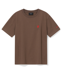 ウィメンズスタンダードハッシュタグエッセンシャル半袖Tシャツ(ライトブラウン)