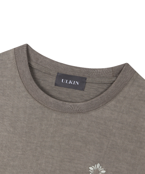 ULKIN(ウルキン)の「ムグン刺繍ピグメント半袖Tシャツ_ヴィンテージカーキ(Tシャツ/カットソー・レディース・カーキ・ONE)」の5枚目の写真