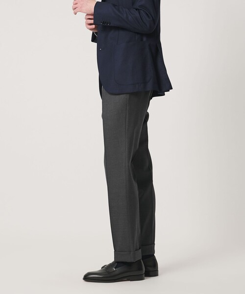 UNITED ARROWS（ユナイテッドアローズ）の「サージ クリース テーパード 1プリーツ スラックス（スラックス・メンズ・ネイビー/グレー系・48/46/44/50）」の4枚目の写真