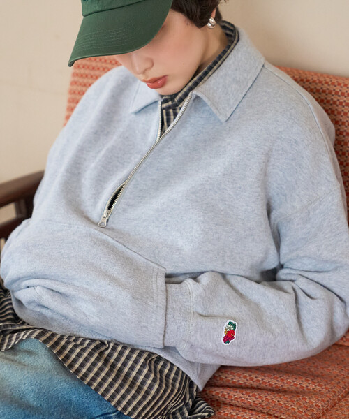FREAK'S STORE(フリークスストア)の「FRUIT OF THE LOOM×FREAK'S STORE/フルーツオブザルーム 別注 ハーフジップスウェット(Tシャツ/カットソー・レディース・イエロー/サックスブルー/ライトグレー・フリ-)」の22枚目の写真