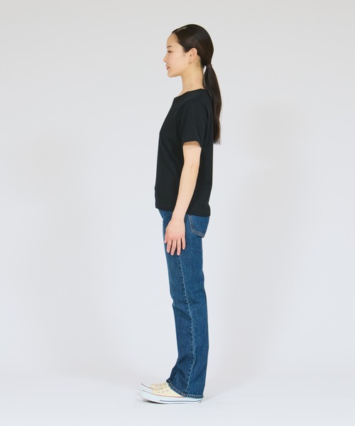 HANES(ヘインズ)の「【Hanes/ヘインズ】レディース Hanes T-SHIRTS KURO for HER クルーネックTシャツ(Tシャツ/カットソー・レディース・ブラック・LARGE/MEDIUM)」の10枚目の写真