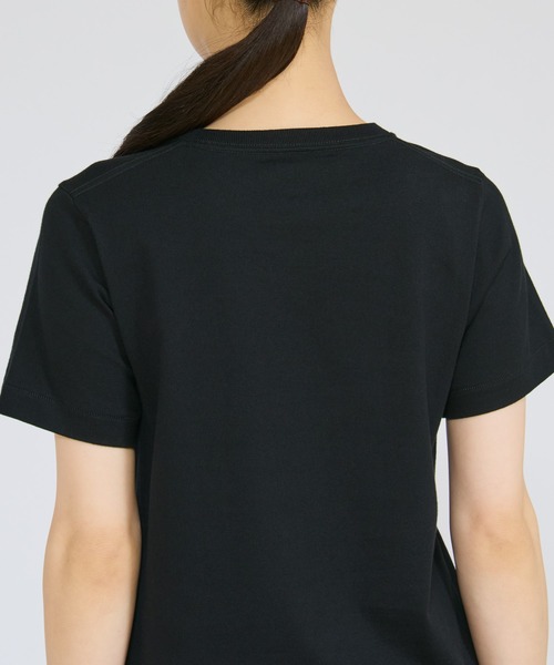 HANES(ヘインズ)の「【Hanes/ヘインズ】レディース Hanes T-SHIRTS KURO for HER クルーネックTシャツ(Tシャツ/カットソー・レディース・ブラック・LARGE/MEDIUM)」の8枚目の写真