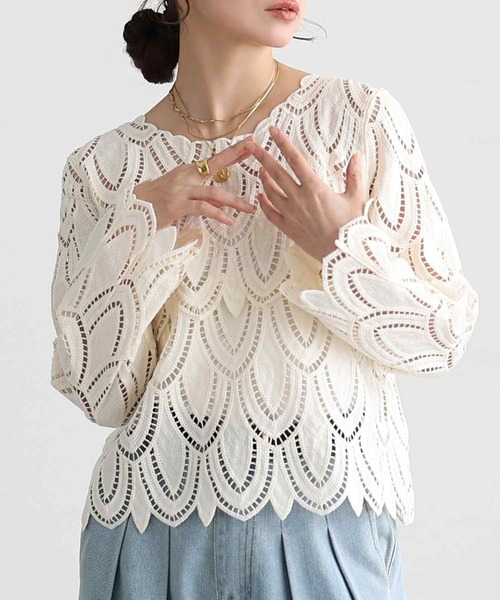 Sawa a la mode(サワアラモード)の「総レースレイヤードプルオーバー(Tシャツ/カットソー・レディース・ブラック/ホワイト・FREE)」の2枚目の写真