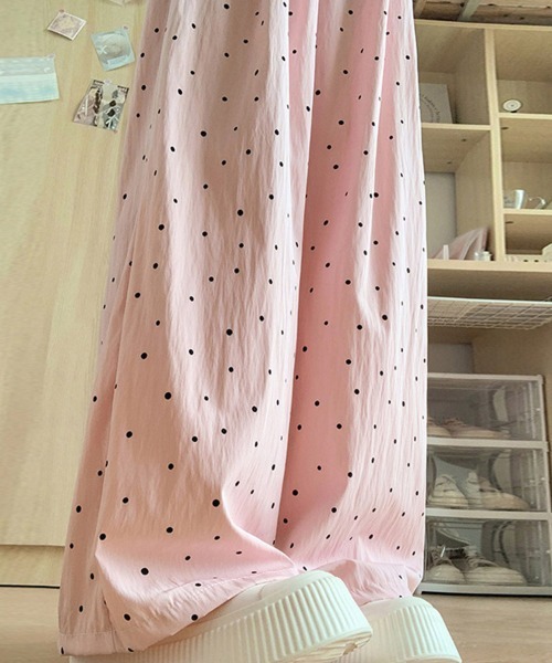 ONEP STAR(ワンピスター)の「ドット柄ワイドロングパンツ(その他パンツ・レディース・ライトブルー/ブラック/ピンク/ベージュ・X-LARGE/MEDIUM/LARGE)」の18枚目の写真