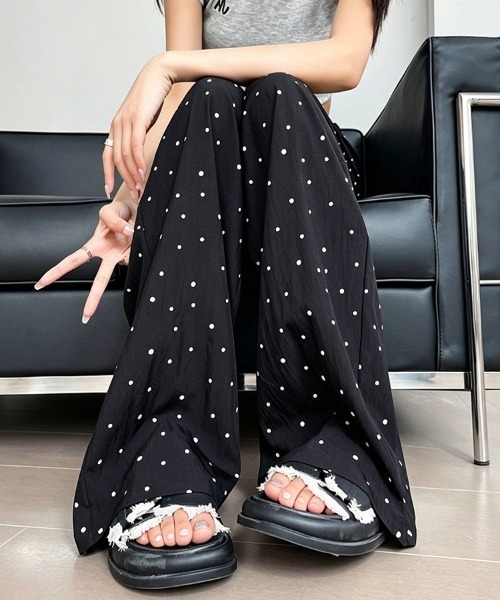 ONEP STAR(ワンピスター)の「ドット柄ワイドロングパンツ(その他パンツ・レディース・ライトブルー/ブラック/ピンク/ベージュ・X-LARGE/MEDIUM/LARGE)」の10枚目の写真