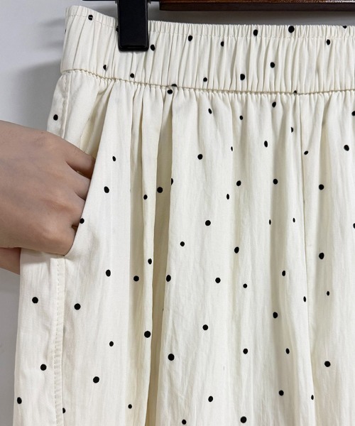 ONEP STAR(ワンピスター)の「ドット柄ワイドロングパンツ(その他パンツ・レディース・ライトブルー/ブラック/ピンク/ベージュ・X-LARGE/MEDIUM/LARGE)」の12枚目の写真