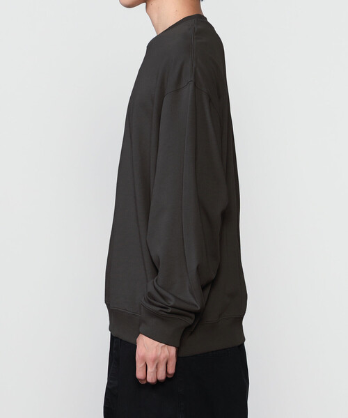 handvaerk(ハンドバーク)の「handvaerk | コットン クルーネック長袖Tシャツ MEN(スウェット・メンズ・ブラック系その他/グレー系その他・S/L/M)」の9枚目の写真