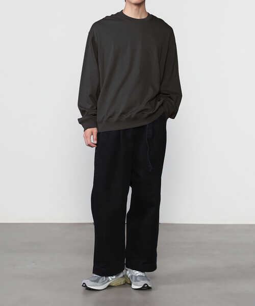 handvaerk(ハンドバーク)の「handvaerk | コットン クルーネック長袖Tシャツ MEN(スウェット・メンズ・ブラック系その他/グレー系その他・S/L/M)」の12枚目の写真