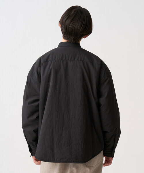 DANTON(ダントン)の「Women's Insulation Nylon Shirt Jacket(ダウンジャケット/コート・レディース・ブラック/オリーブ/チャコール・38/34/36)」の6枚目の写真