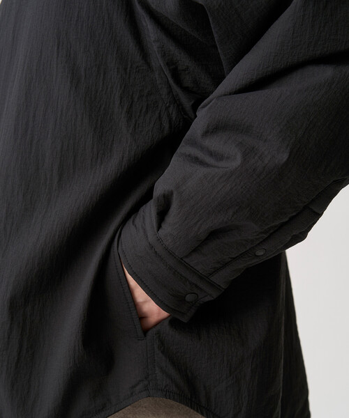 DANTON(ダントン)の「Women's Insulation Nylon Shirt Jacket(ダウンジャケット/コート・レディース・ブラック/オリーブ/チャコール・38/34/36)」の9枚目の写真