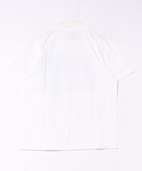 ADAM ET ROPE'（アダムエロペ）の「Wong Kar Wai TEE（Tシャツ/カットソー・メンズ・グリーン系その他2/ブラウン系その他2/ホワイト系その他/ホワイト系その他2/グリーン系その他3/ブラック系その他/ブラック系その他2/ブラウン系その他3・M/L/XL）」の11枚目の写真