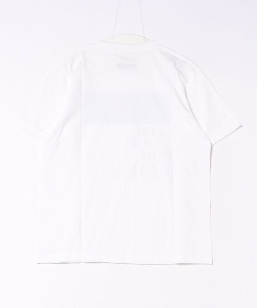 ADAM ET ROPE'（アダムエロペ）の「Wong Kar Wai TEE（Tシャツ/カットソー・メンズ・グリーン系その他2/ブラウン系その他2/ホワイト系その他/ホワイト系その他2/グリーン系その他3/ブラック系その他/ブラック系その他2/ブラウン系その他3・M/L/XL）」の12枚目の写真