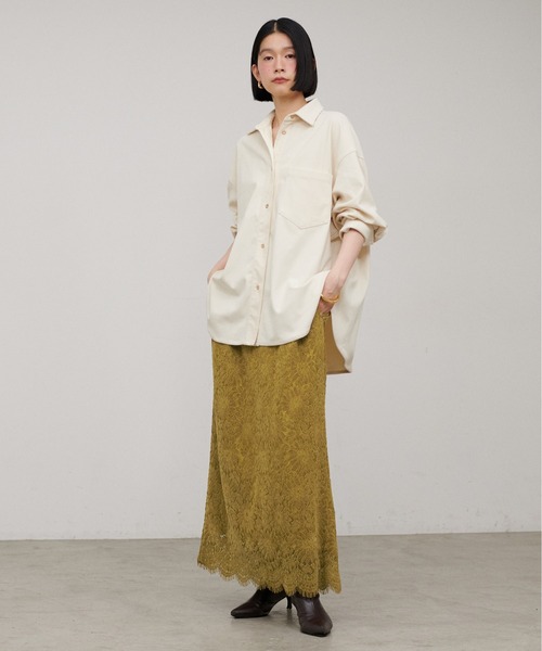 natural couture(ナチュラルクチュール)の「【LARUTA】コーディーニットオーバーサイズシャツ(シャツ/ブラウス・レディース・チャコールグレー/ベージュ/アイボリー・MEDIUM)」の11枚目の写真