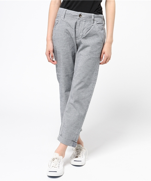 LBC（エルビーシー）の「コットンシャンブレーストライプパンツ（その他パンツ・レディース・ネイビー/ブルー・SMALL/LARGE/MEDIUM）」の2枚目の写真