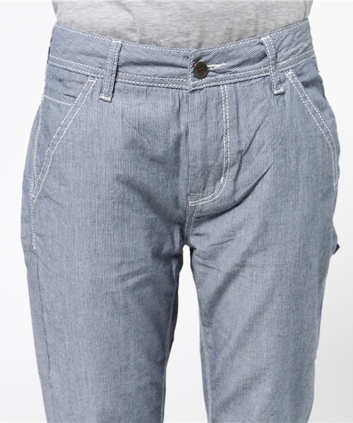 LBC（エルビーシー）の「コットンシャンブレーストライプパンツ（その他パンツ・レディース・ネイビー/ブルー・SMALL/LARGE/MEDIUM）」の6枚目の写真