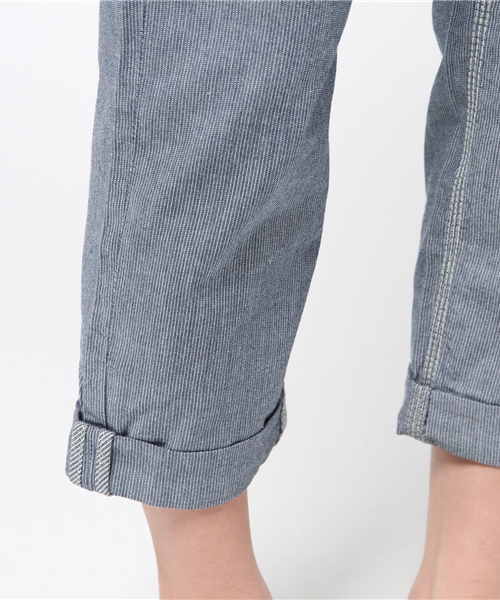 LBC（エルビーシー）の「コットンシャンブレーストライプパンツ（その他パンツ・レディース・ネイビー/ブルー・SMALL/LARGE/MEDIUM）」の9枚目の写真