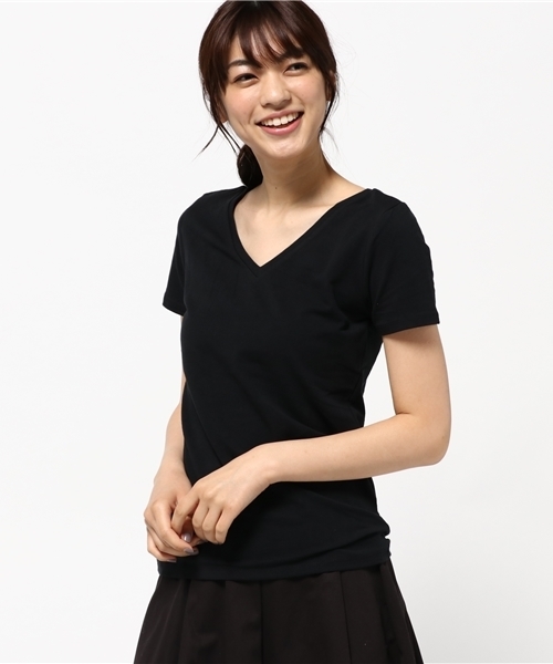 MOUSSY（マウジー）の「BASIC V NECK Tee（Tシャツ/カットソー・レディース・ブラック/ホワイト・1/2）」の2枚目の写真