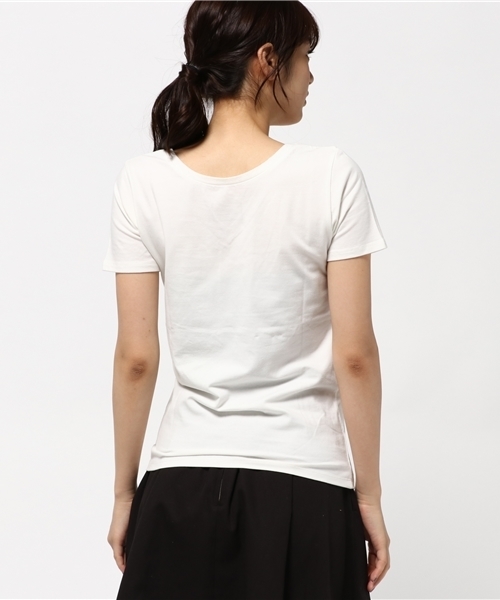 MOUSSY（マウジー）の「BASIC V NECK Tee（Tシャツ/カットソー・レディース・ブラック/ホワイト・1/2）」の5枚目の写真