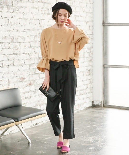 GLOBAL WORK(グローバルワーク)の「リボンキャロットパンツ/764373 (その他パンツ・レディース・ブラック/カーキ/ベージュ・SMALL/LARGE/MEDIUM)」の14枚目の写真