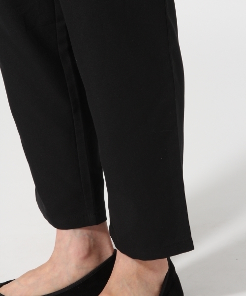GLOBAL WORK(グローバルワーク)の「リボンキャロットパンツ/764373 (その他パンツ・レディース・ブラック/カーキ/ベージュ・SMALL/LARGE/MEDIUM)」の4枚目の写真