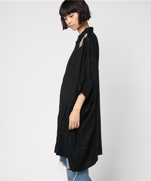 チャイハネ（チャイハネ）の「【チャイハネ】フォークロア刺繍ロングシャツワンピース（シャツワンピース・レディース・ホワイト/レッド/ブラック/ターコイズブルー・FREE）」の11枚目の写真