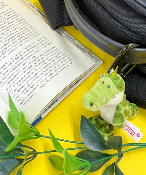 nici(ニキ)の「NICI/キーリング ワイルドフレンズ23 ビーンバッグ ワニ テリー 10cm(キーホルダー・レディース・グリーン・ONE SIZE)」の4枚目の写真