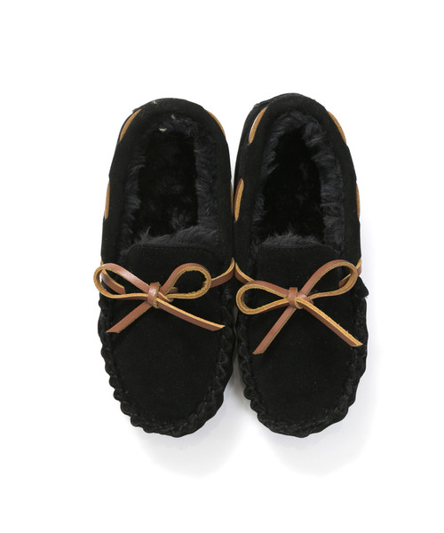 mooimooi（モーイモーイ）の「ふわっふわ フェイクファー リボン デザイン キッズモカシン（モカシン/デッキシューズ・キッズ・ネイビー/ブラック/チャコールグレー/インディゴブルー/グレー/ダークブラウン/キャメル/レッド/レオパード・21cm/17cm/18cm/20cm/19cm/16cm）」の14枚目の写真