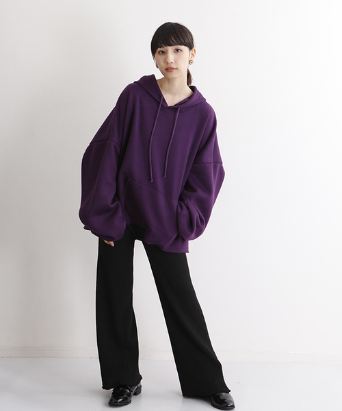 MERLOT（メルロー）の「ビッグシルエットカットオフ裾パーカー1277（パーカー・レディース・ブラック/パープル/オレンジ/オフホワイト/グリーン/イエロー/チェリーピンク・FREE）」の17枚目の写真