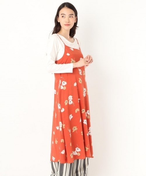 niko and...(ニコアンド)の「オリジナルレトロプリントキャミワンピース(ワンピース・レディース・レッド/ネイビー/マスタード・MEDIUM/LARGE)」の3枚目の写真