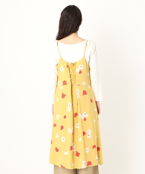 niko and...(ニコアンド)の「オリジナルレトロプリントキャミワンピース(ワンピース・レディース・レッド/ネイビー/マスタード・MEDIUM/LARGE)」の12枚目の写真