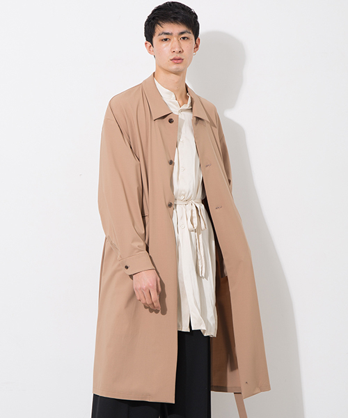 ETHOSENS（エトセンス）の「【ETHOSENS】ロングステンカラーコート（ステンカラーコート・メンズ・ブラック/ベージュ・1/2）」の19枚目の写真