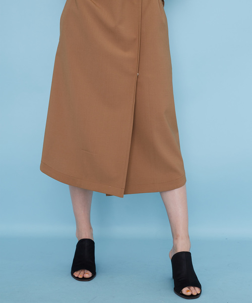 UNITED TOKYO(ユナイテッドトウキョウ)の「ジャケットワンピース(ワンピース・レディース・キャメル/ブラック/ダークグレー・1)」の7枚目の写真