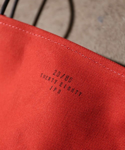 20/80(テゥエンティーエイティー)の「【20/80】別注 CANVAS 2BAGS(ショルダーバッグ・メンズ・ブラック/イエロー/キナリ/レンガ・FREE)」の5枚目の写真
