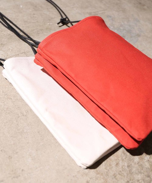 20/80(テゥエンティーエイティー)の「【20/80】別注 CANVAS 2BAGS(ショルダーバッグ・メンズ・ブラック/イエロー/キナリ/レンガ・FREE)」の8枚目の写真