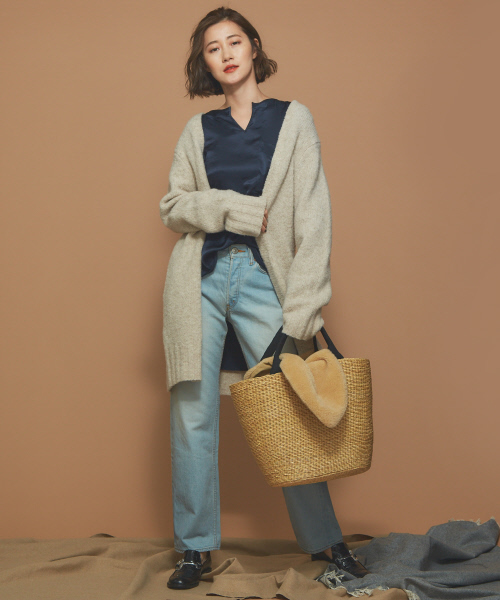 Abahouse Devinette（ドゥヴィネット）の「ウールタムストレッチカーディガン（カーディガン/ボレロ・レディース・アイボリー/ダークブラウン/オレンジ・フリー）」の4枚目の写真