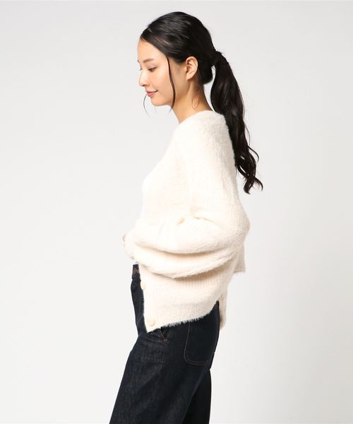 archives(アルシーヴ)の「フェザーヤーンショートカーディガン(カーディガン/ボレロ・レディース・ブラック/ベージュ/オフホワイト・MEDIUM)」の4枚目の写真