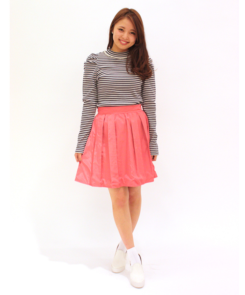 Chico（チコ）の「リバーシブルフレアーSKT（スカート・レディース・ベージュ/ライトグリーン/ネイビー/ピンク・FREE）」の4枚目の写真