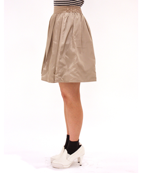 Chico（チコ）の「リバーシブルフレアーSKT（スカート・レディース・ベージュ/ライトグリーン/ネイビー/ピンク・FREE）」の14枚目の写真